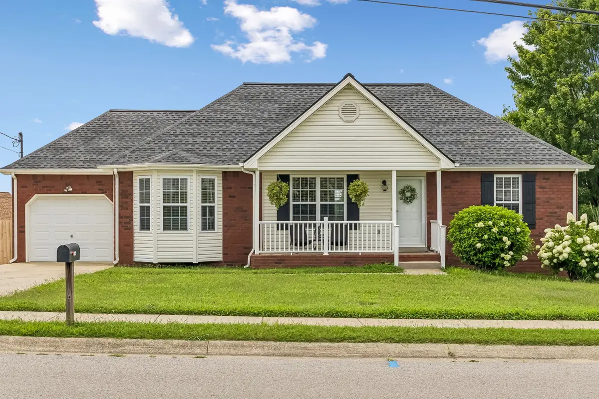1066 Windtree Trce, Mount Juliet, TN 37122 - #1
