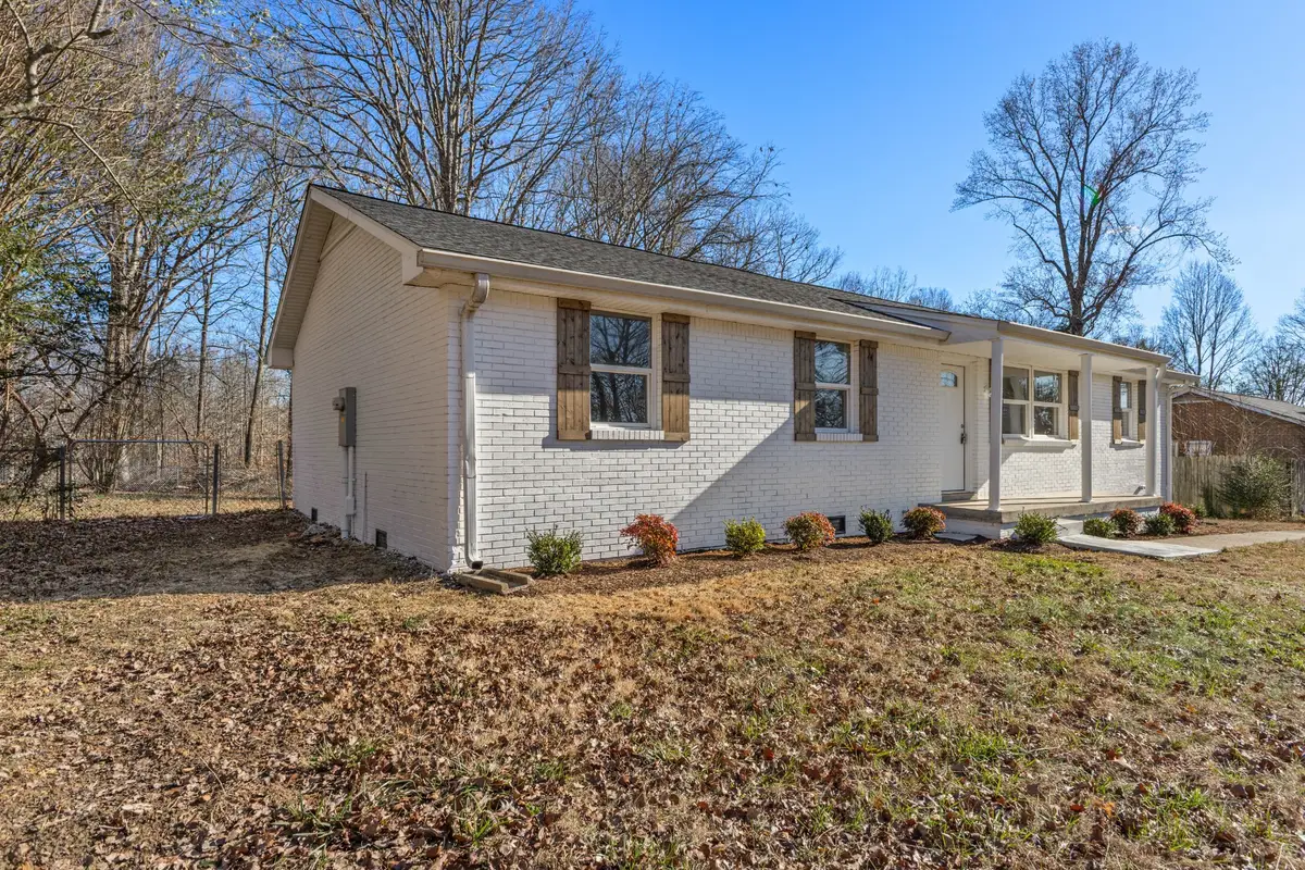 1029 Granada Rd, Ashland City, TN 37015 - #1