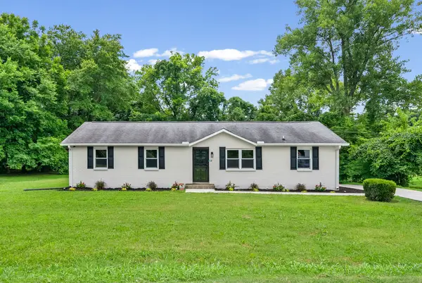 726 Needmore Rd, Clarksville, TN 37040