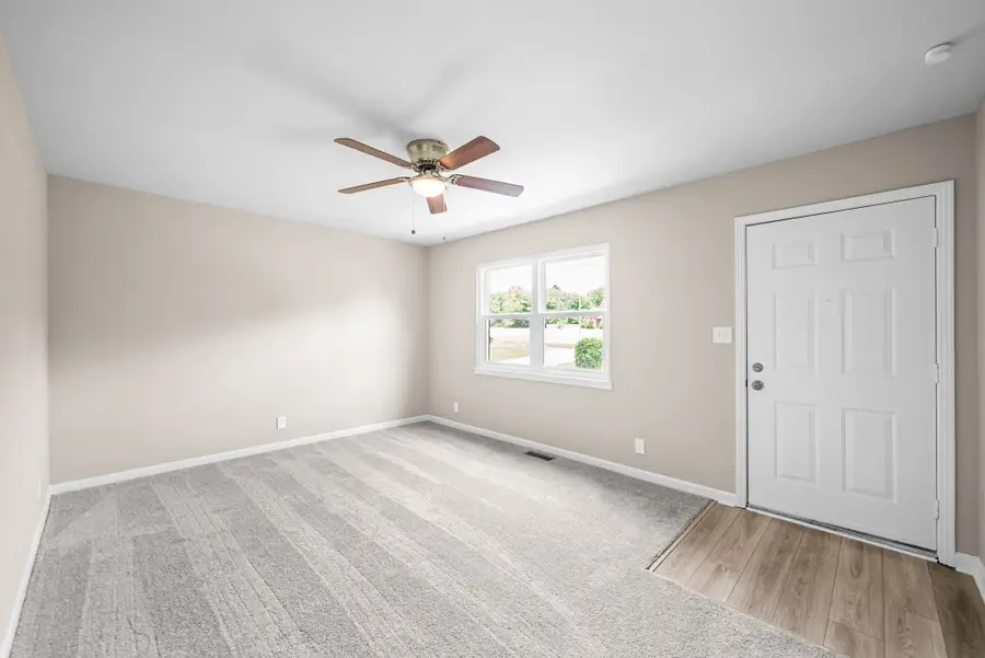 726 Needmore Rd, Clarksville, TN 37040 - #3