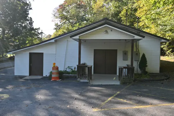 2222 Waynesboro Hwy, Hohenwald, TN 38462
