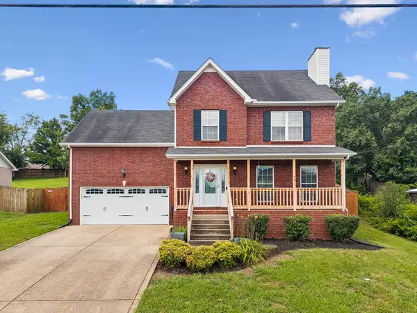 107 Camden Ct N, Hendersonville, TN 37075