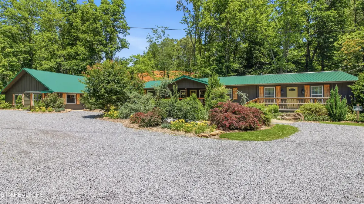 744 Powdermill Rd, Gatlinburg, TN 37738 - #1