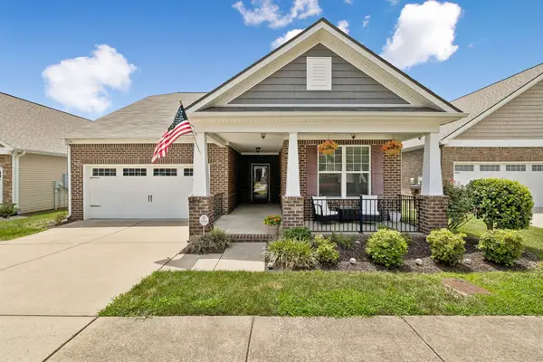 2161 River Overlook Dr, Hermitage, TN 37076