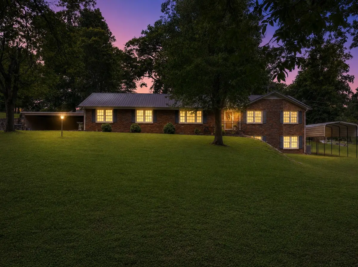 102 Jefferson Dr, Columbia, TN 38401 - #1