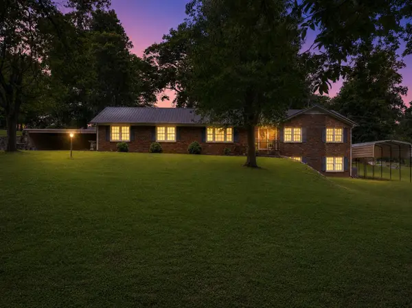 102 Jefferson Dr, Columbia, TN 38401