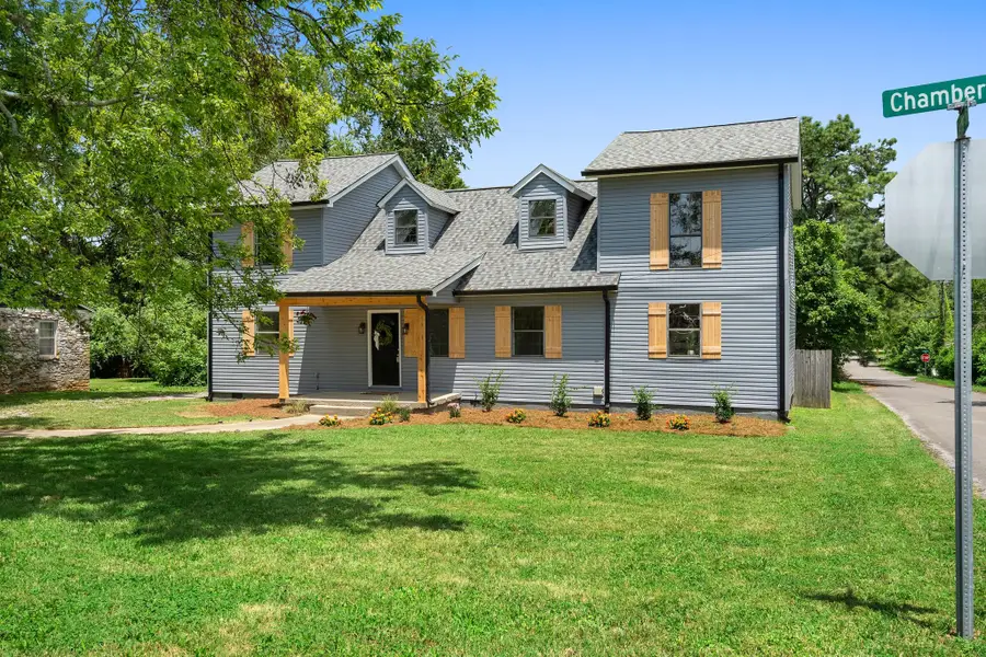 698 Chambers St, Gallatin, TN 37066 - #2