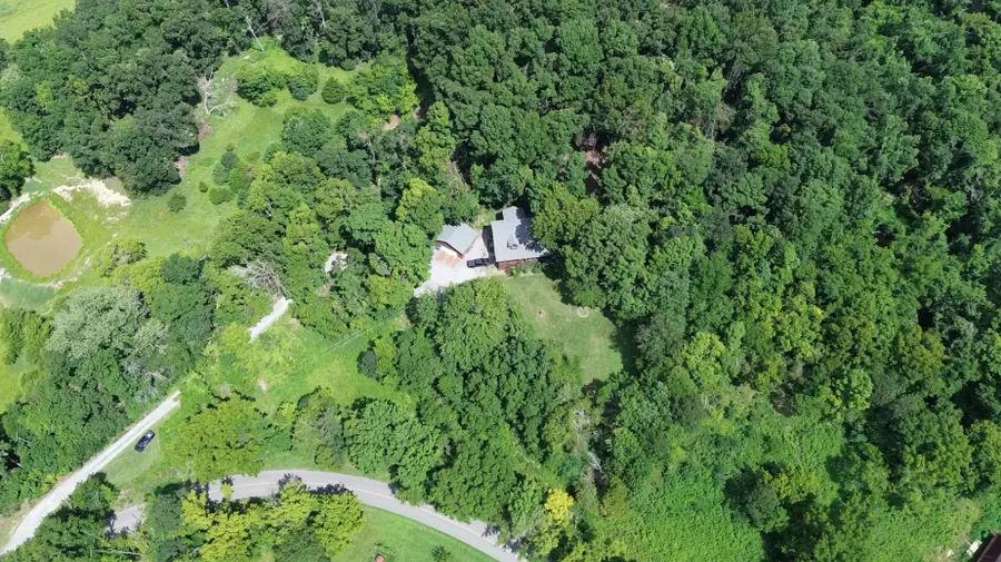 532 Cummings Ln, Cottontown, TN 37048 - #2