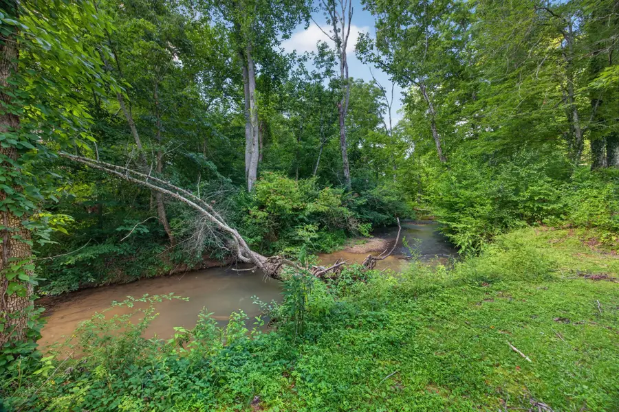 3669 N Riveroaks Dr, Cookeville, TN 38506 - #2
