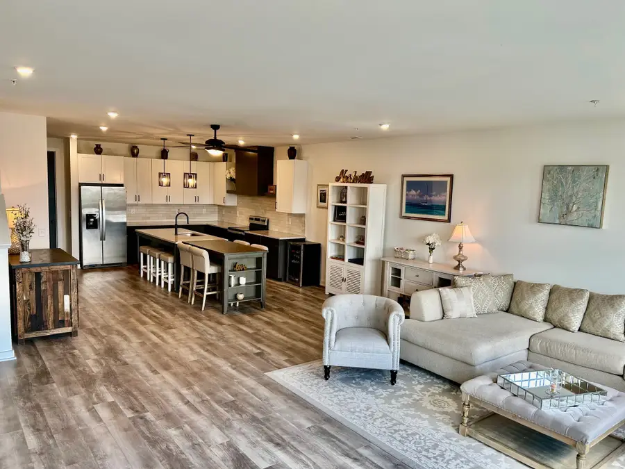 2018 Edison Park Ln, Nashville, TN 37209 - #2