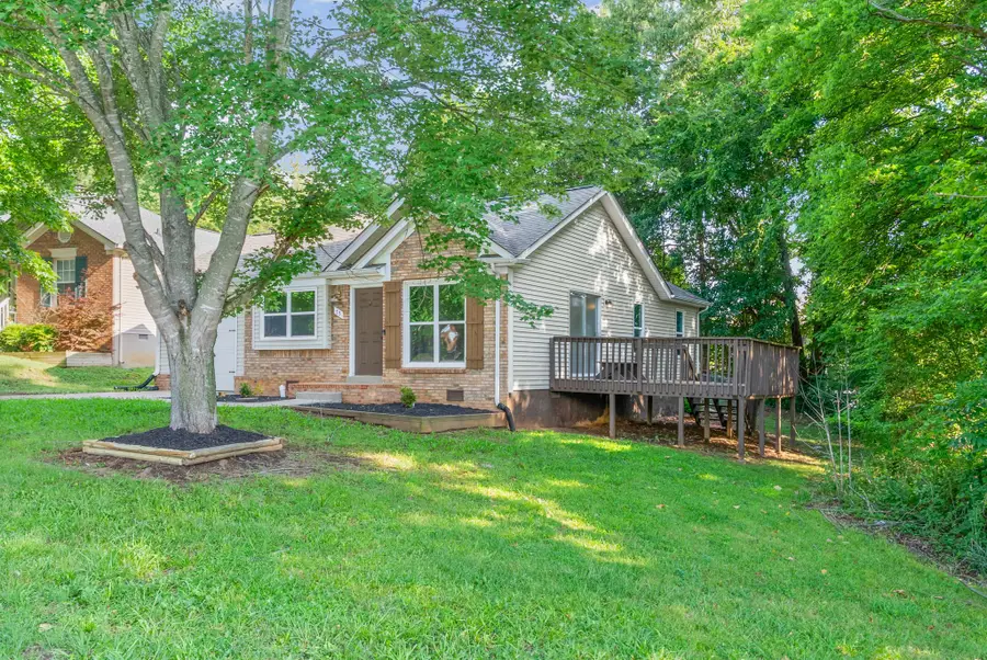 75 Grassmire Dr, Clarksville, TN 37042 - #2