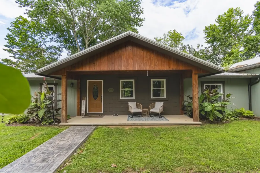 5699 S Main St, Lobelville, TN 37097 - #3