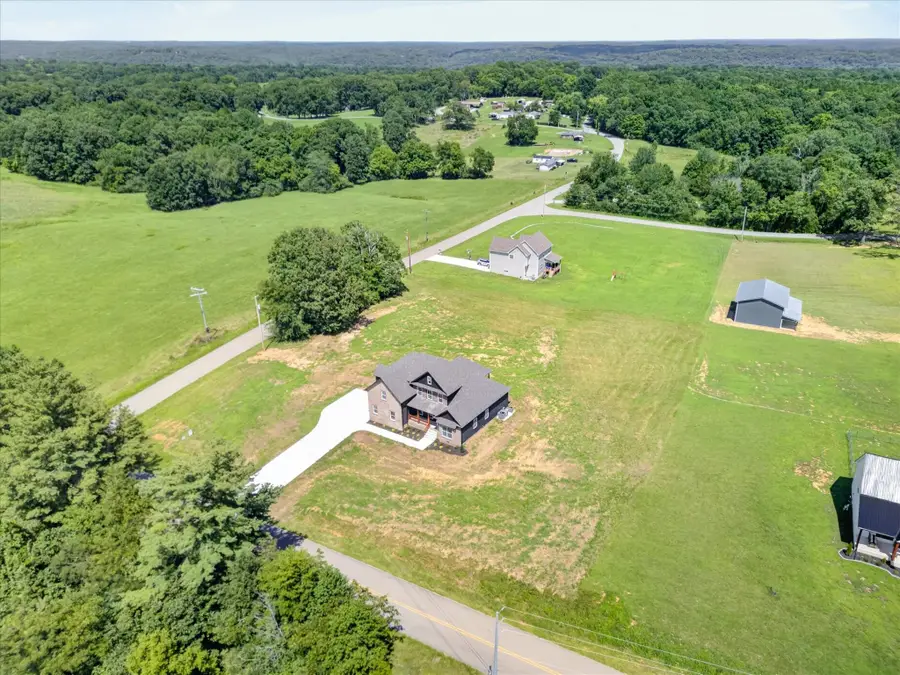 4807 Hunter Rd, Southside, TN 37171 - #2