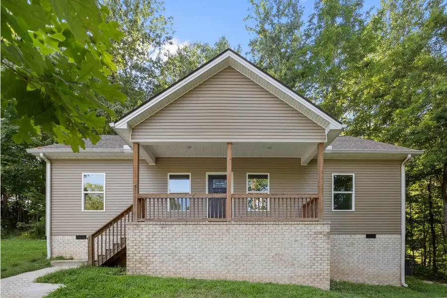537 Lewis Ln, Charlotte, TN 37036 - #2