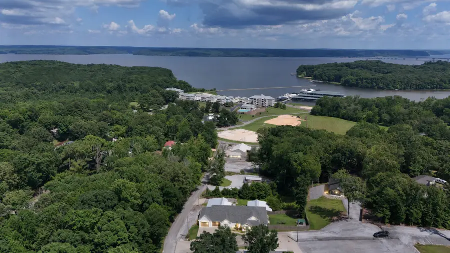 15 Driftwood Ln, Buchanan, TN 38222 - #2