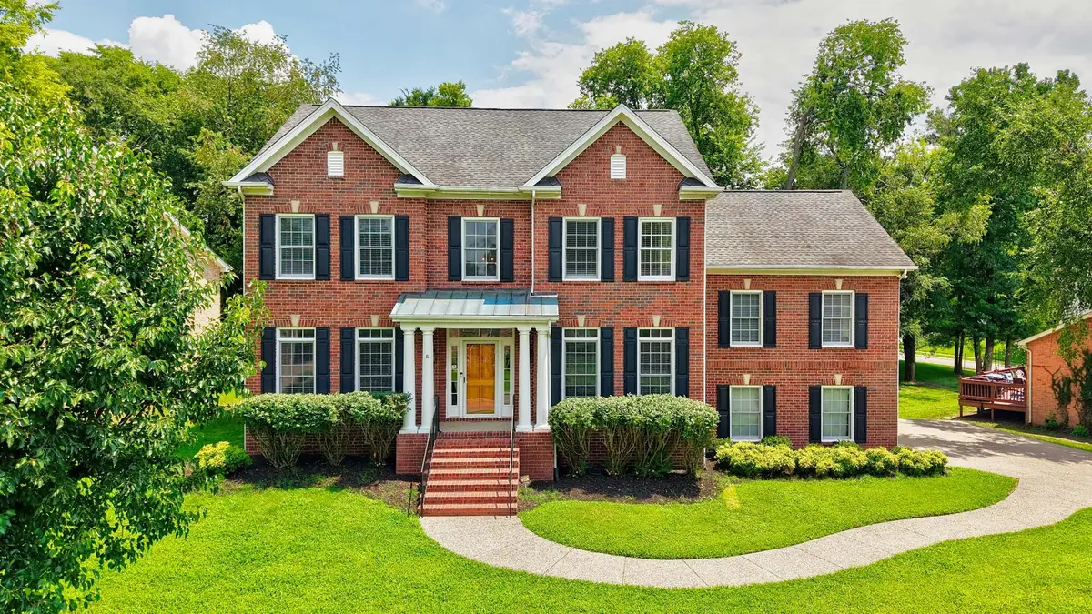 110 Shorecrest Cir, Hendersonville, TN 37075 - #1