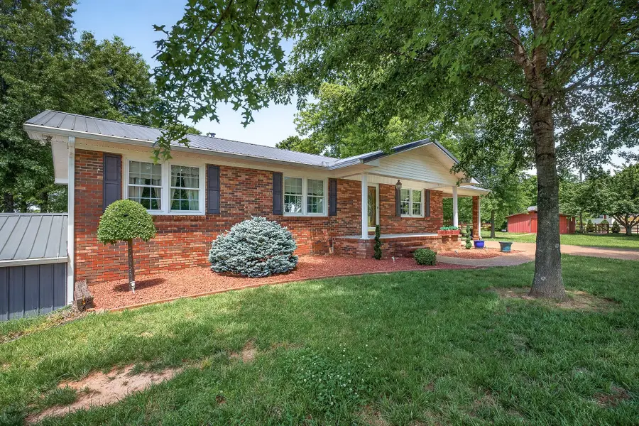 1956 Shady Grove Rd, Morrison, TN 37357 - #2