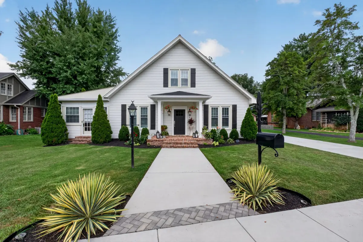 105 Ross Ave, McMinnville, TN 37110 - #1