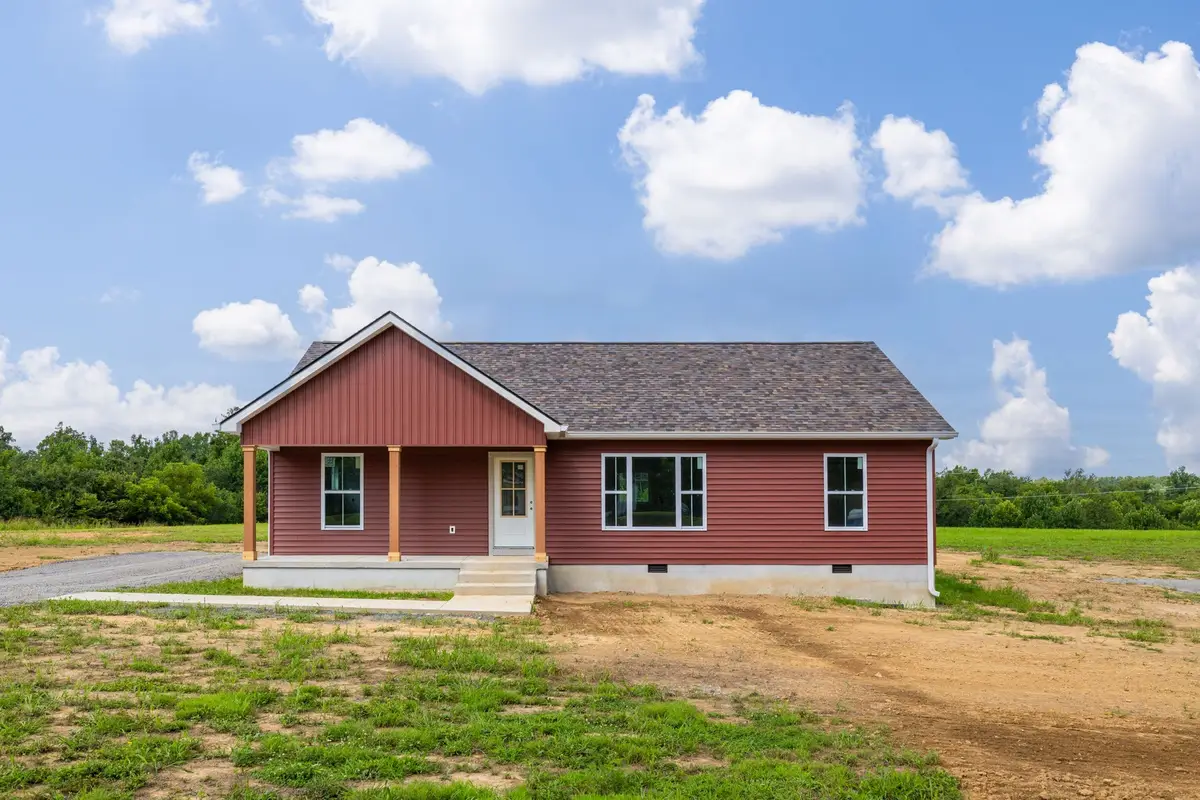 325 Oakmere Ln, Lafayette, TN 37083 - #1