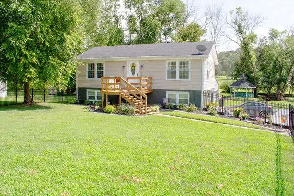2930 Holloway Rd, Lebanon, TN 37090
