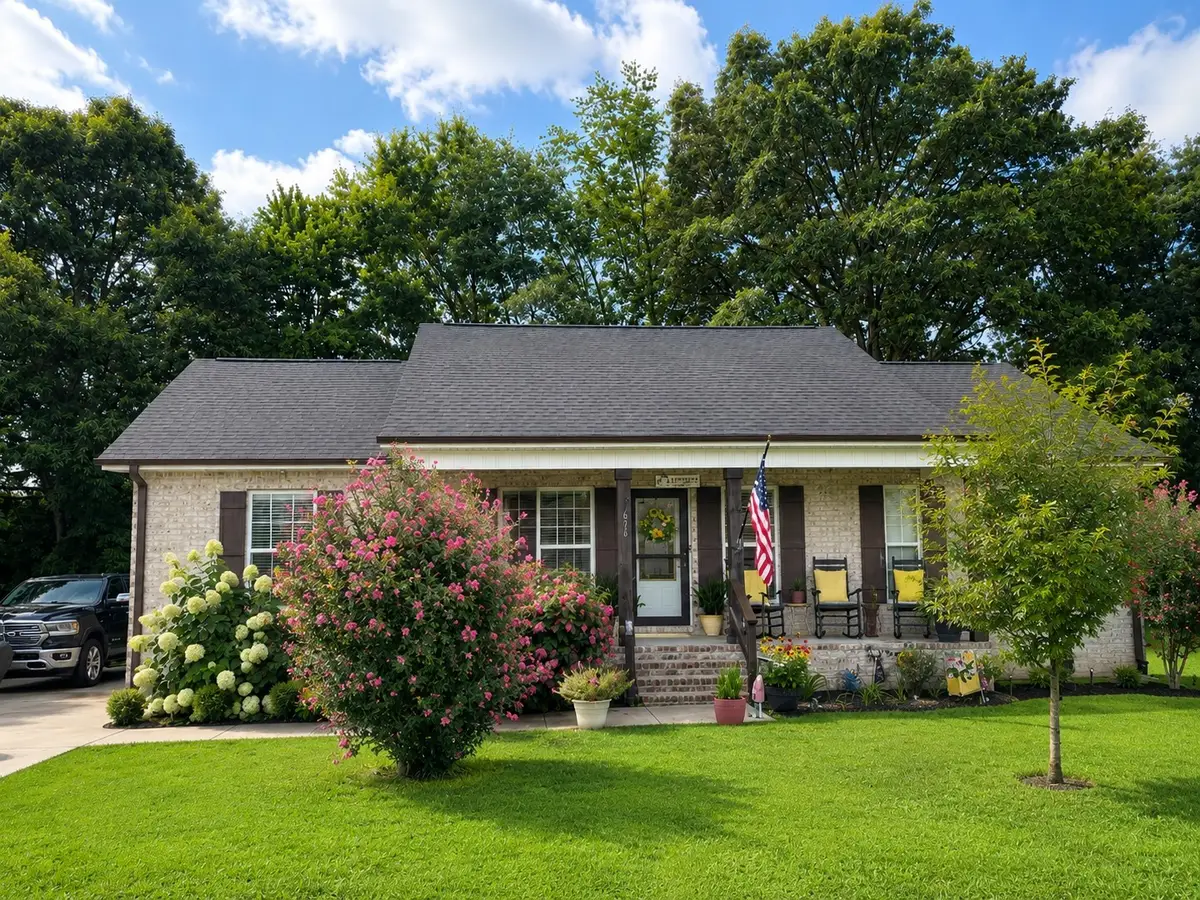 656 Kendra Dr, Smithville, TN 37166 - #1