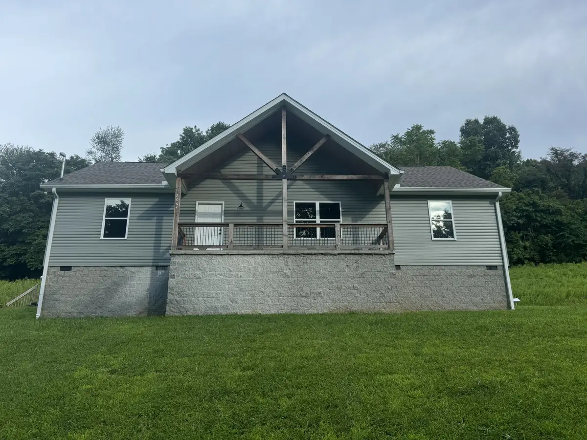 2065 Collier Rd, Lewisburg, TN 37091 - #1