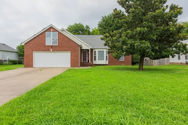 847 Isaac Dr, Clarksville, TN 37040
