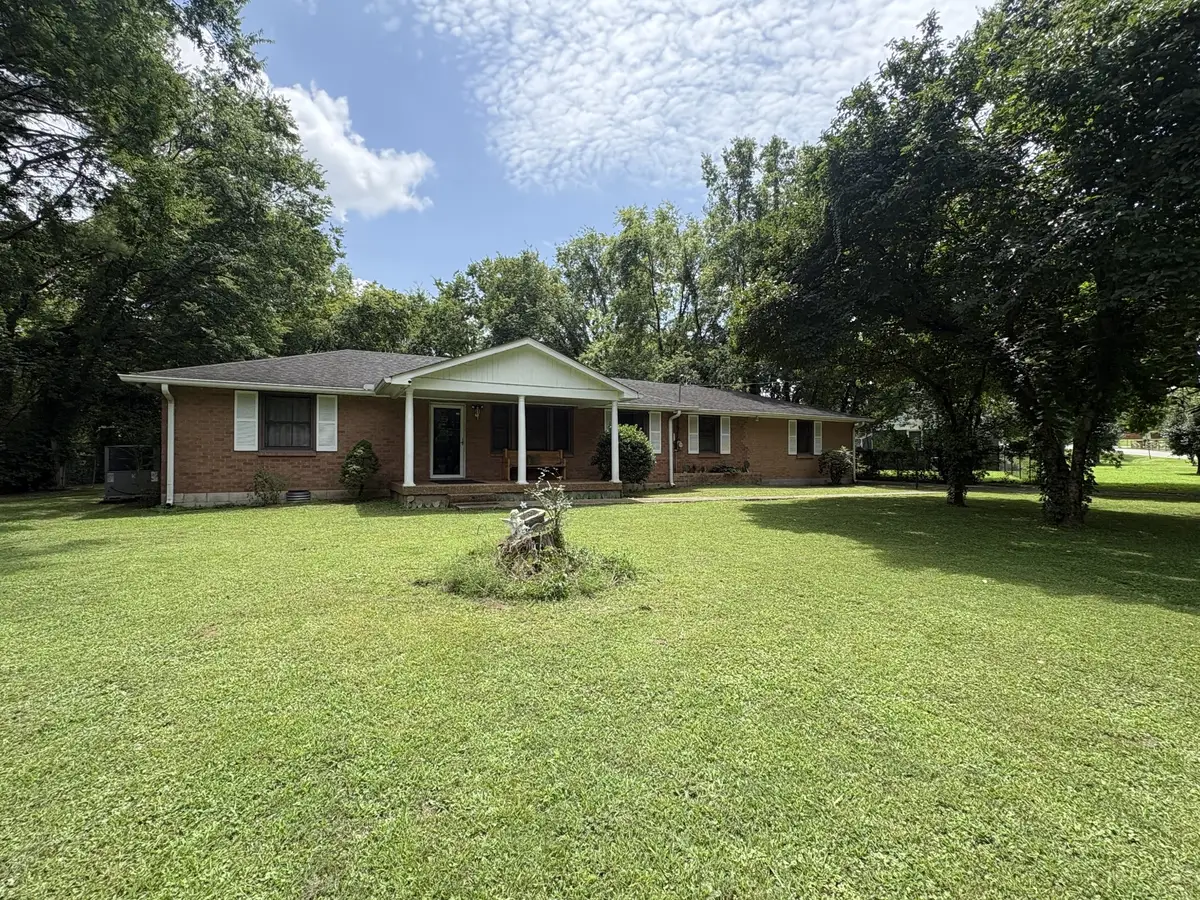 456 Ewing Ln, Nashville, TN 37207 - #1