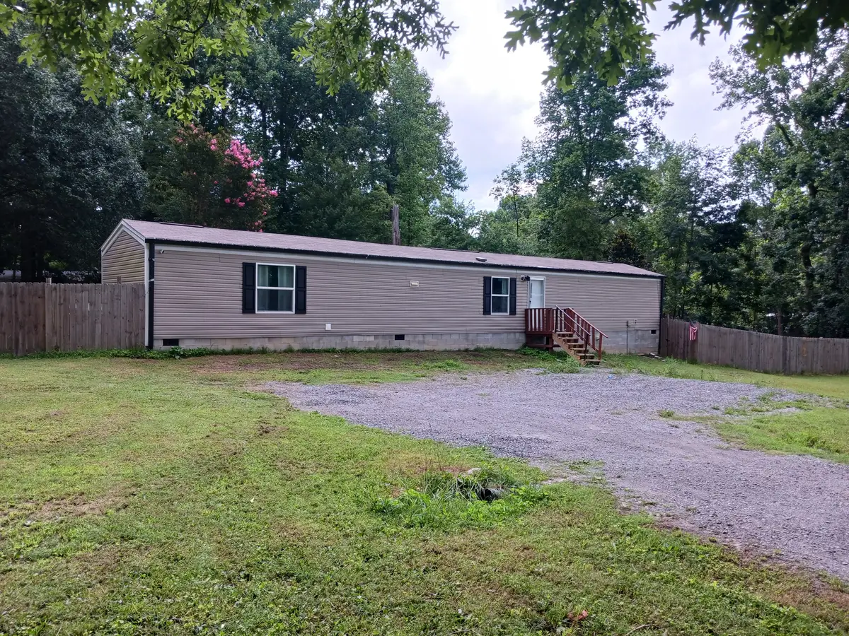 68 Old Hickory Dr, Beechgrove, TN 37018 - #1