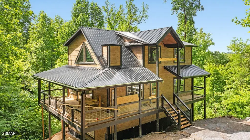 535 Forrest Springs Drive, Gatlinburg, TN 37738 - #1