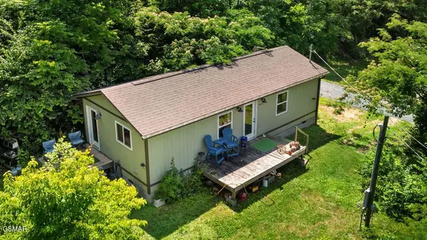1424 Clabo Hollow Road, Sevierville, TN 37876