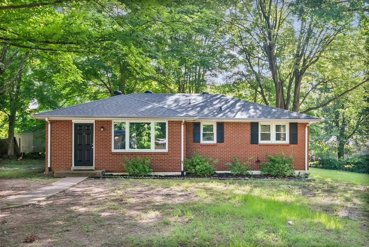 18 Dalewood Dr, Clarksville, TN 37042 - #1