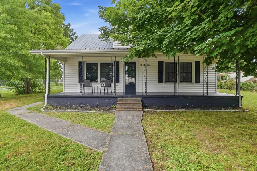 70 Yvonne Ave, Crossville, TN 38555 - #3