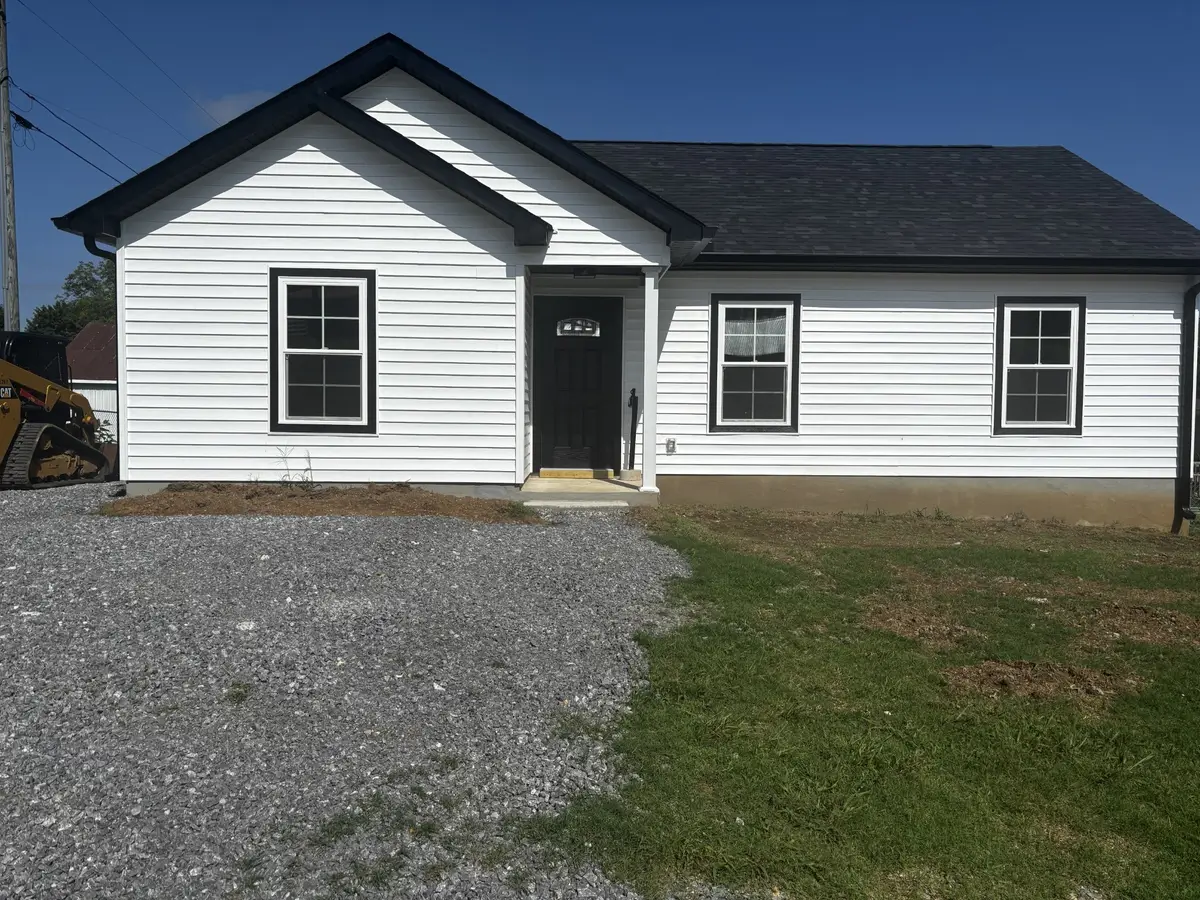 102 Hills St, Woodbury, TN 37190 - #1