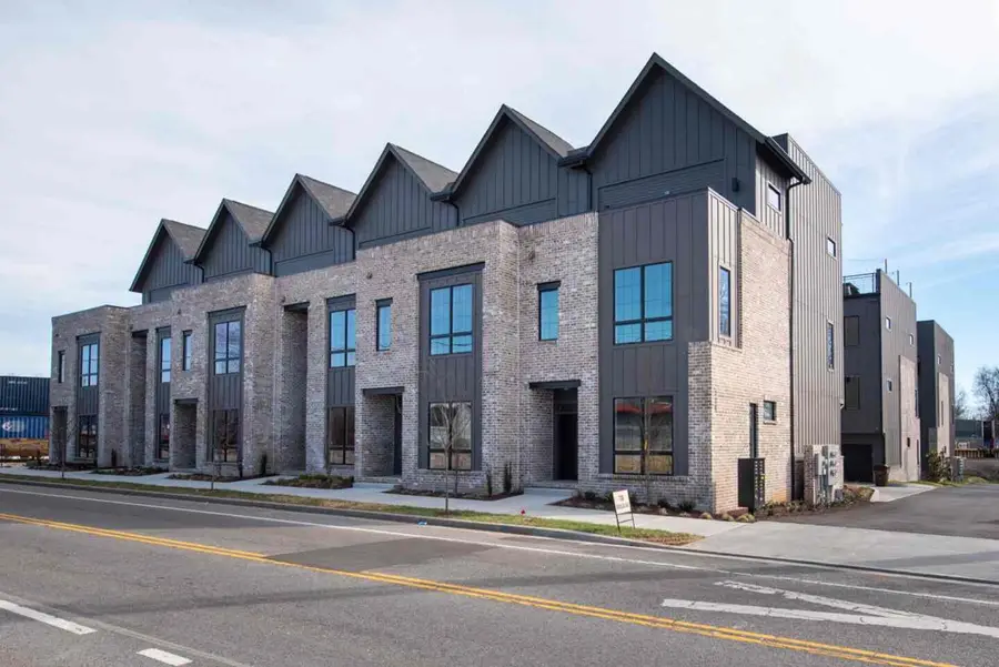 738 Douglas Ave #11, Nashville, TN 37207 - #3