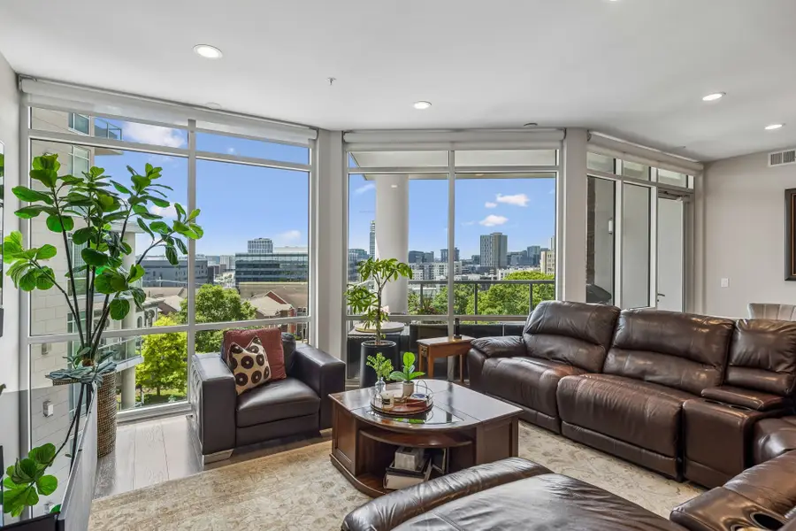20 Rutledge St #504, Nashville, TN 37210 - #2
