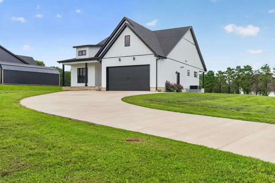 28 Harding Rd, Leoma, TN 38468 - #2