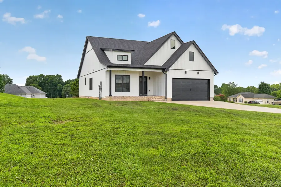 28 Harding Rd, Leoma, TN 38468 - #3