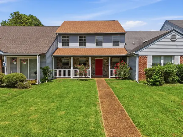 1353 Village Green Drive, Hixson, TN 37343