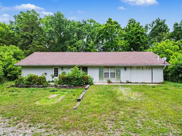 1717 Elkins Road, Kodak, TN 37764