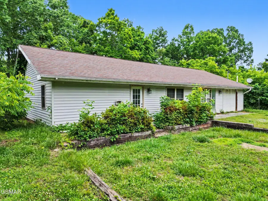 1717 Elkins Road, Kodak, TN 37764 - #2