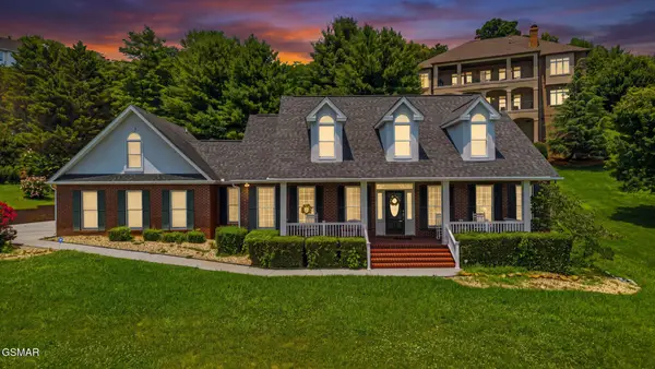 223 Lexington Place, Sevierville, TN 37862