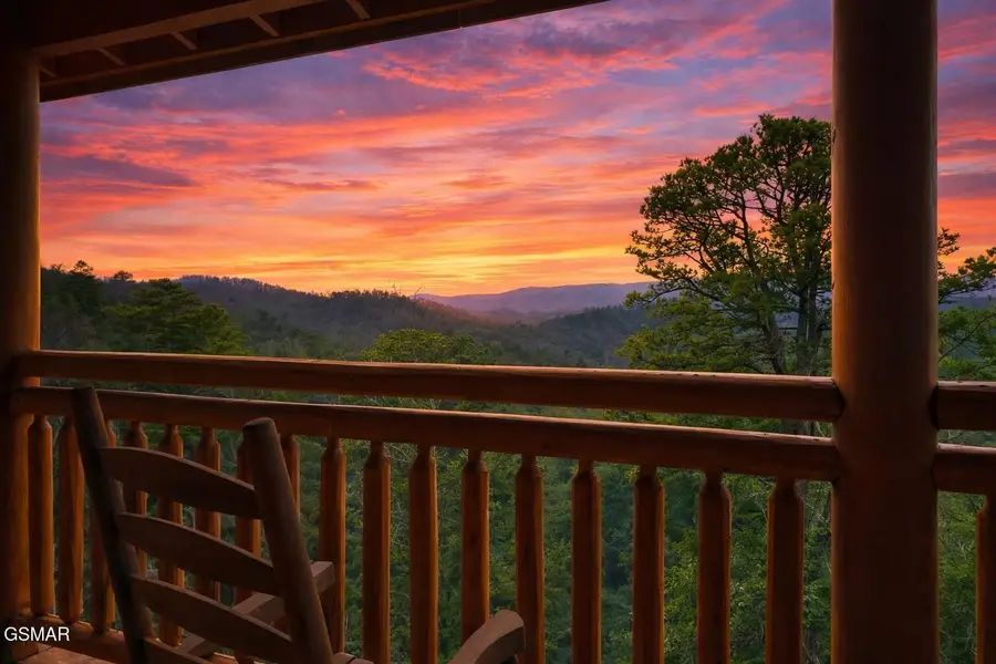 3704 Tilda Hilltop Way, Sevierville, TN 37862 - #2