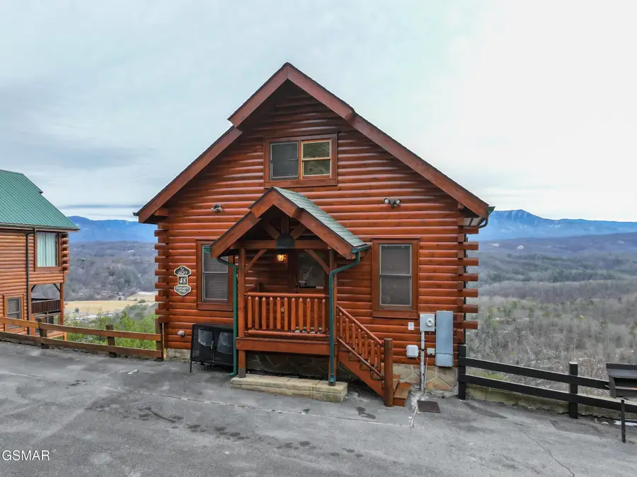 2607 Mountain Glory Trail, Sevierville, TN 37876 - #2