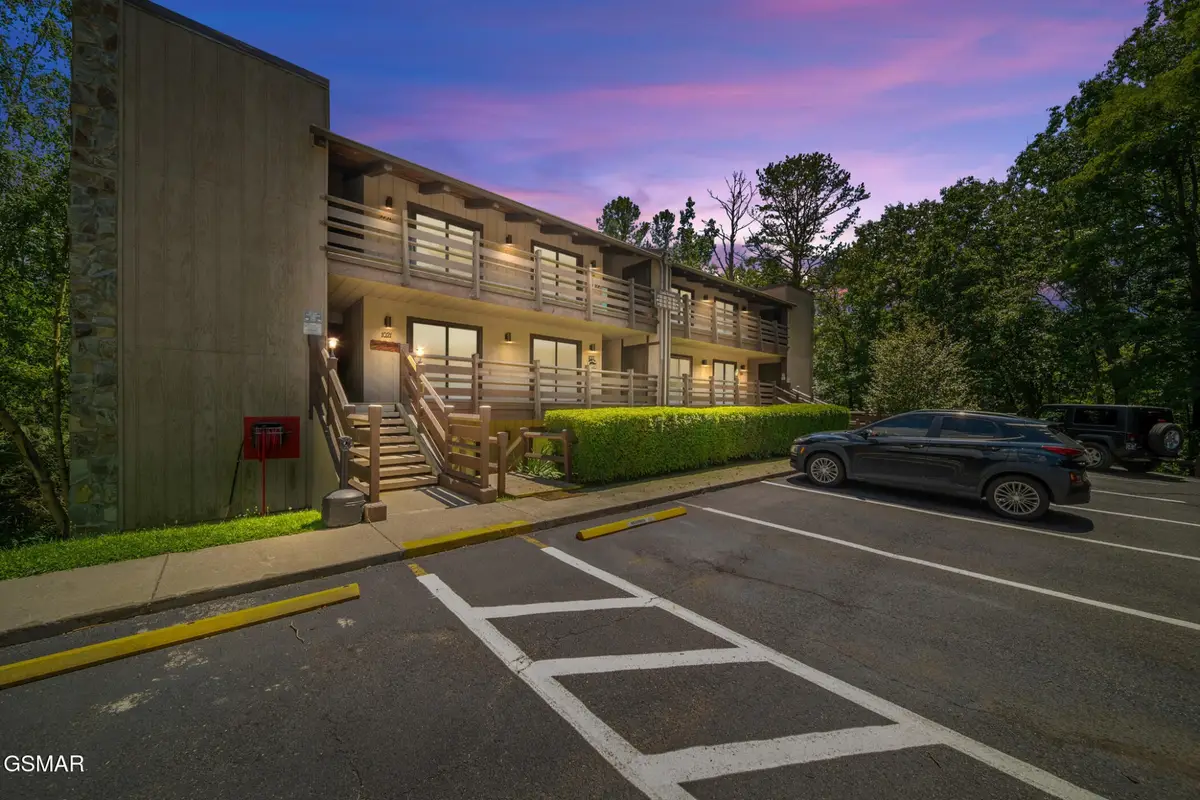 1081 Cove Road #APT 1011, Sevierville, TN 37876 - #1