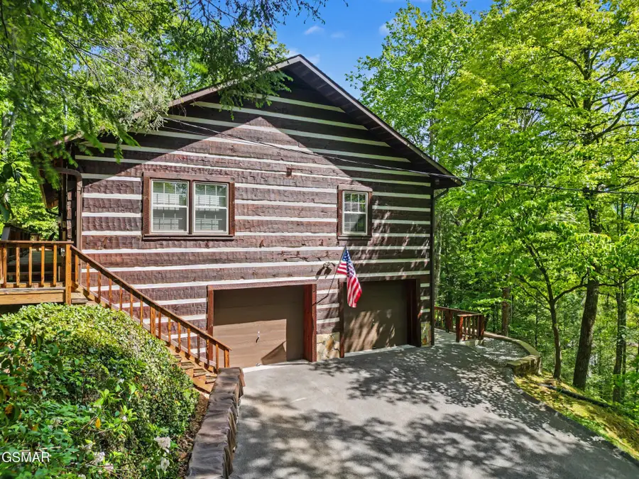 615 N Ownby Drive, Gatlinburg, TN 37738 - #3