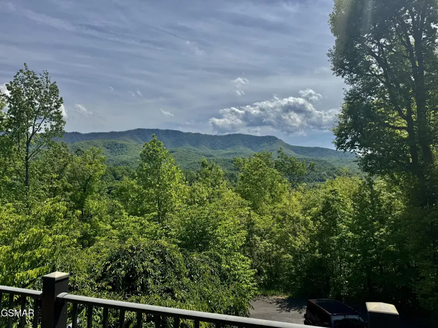 326 Overview Drive, Gatlinburg, TN 37738 - #2