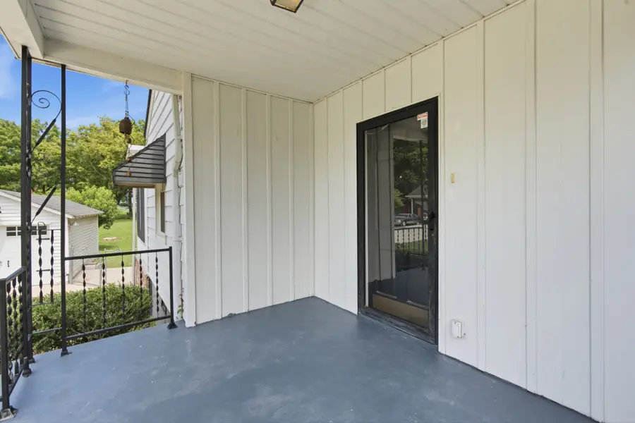 2825 Surrey Rd, Nashville, TN 37214 - #3