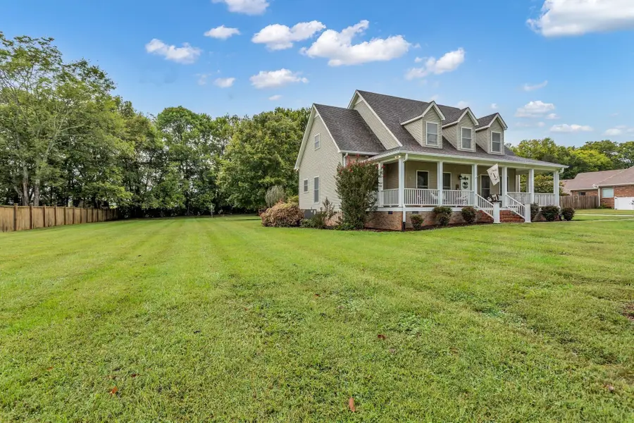 6421 Yeatman Ln, Columbia, TN 38401 - #2