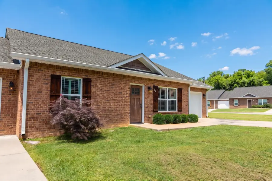 108 Dogwood Ct, Shelbyville, TN 37160 - #2